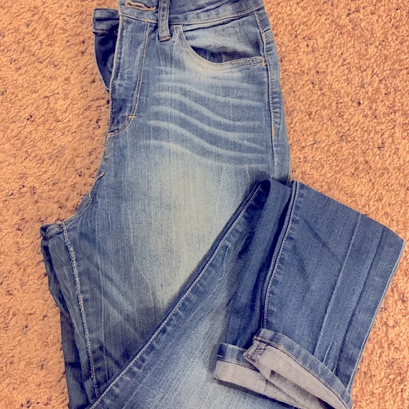 Jeans - Picture 1 of 2